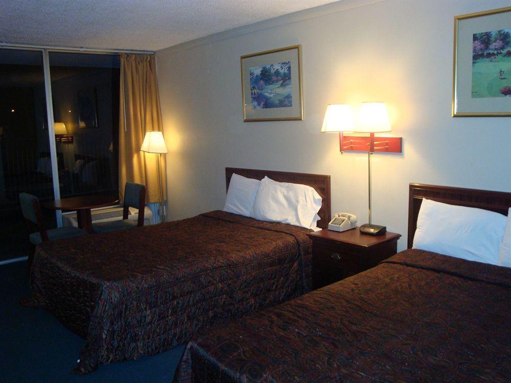 Econo Lodge Asheboro Eksteriør bilde